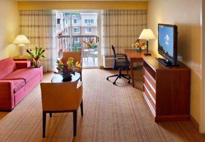 Courtyard By Marriott Basking Ridge Bilik gambar